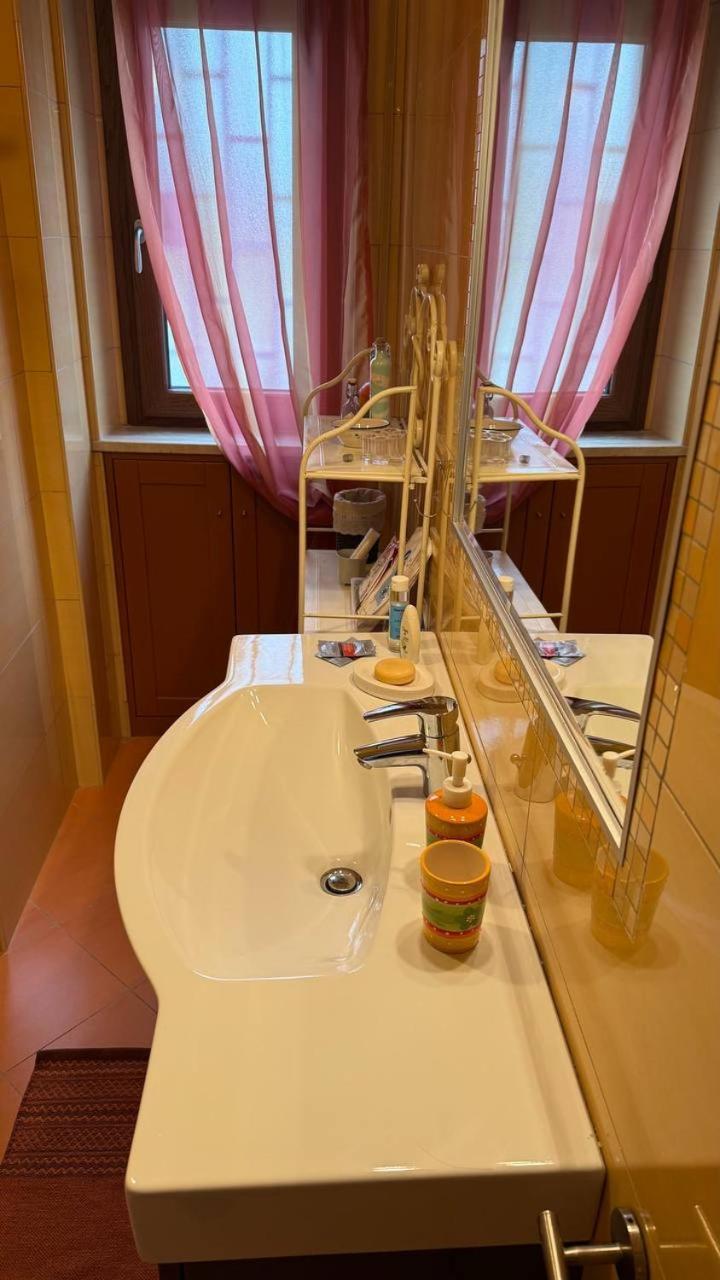 Hotel Lili'S House Rzym Zewnętrze zdjęcie