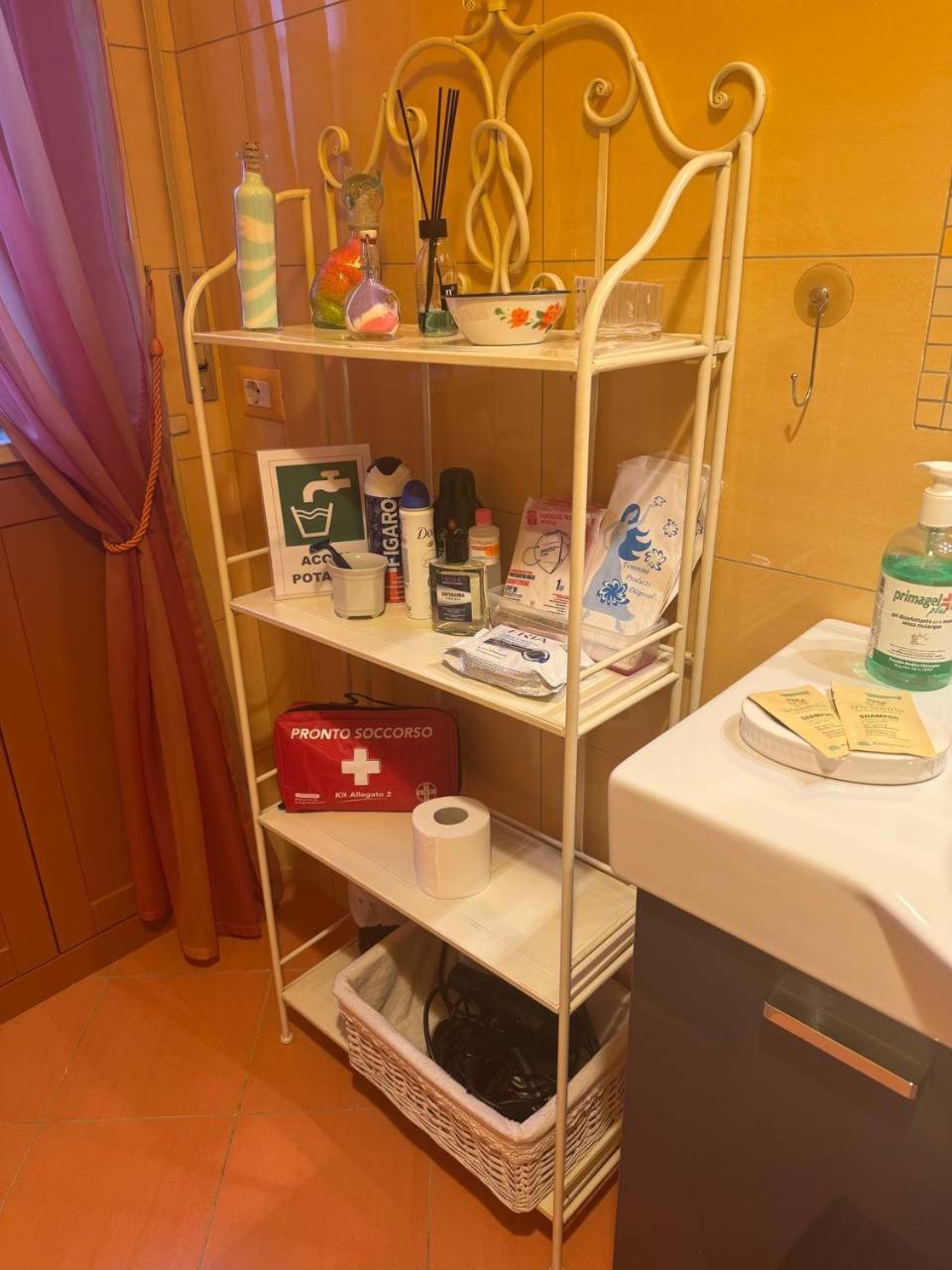 Hotel Lili'S House Rzym Zewnętrze zdjęcie
